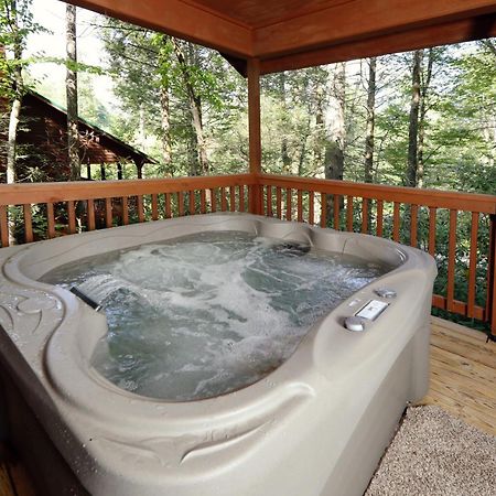 Divine Escape By Eden Crest Villa Gatlinburg Eksteriør bilde